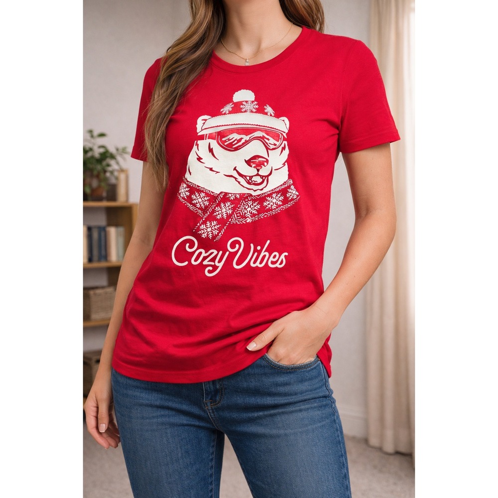 Old Navy Cozy Vibes Polar Bear Graphic T-Shirt Red Winter Holiday Mens Large NEW